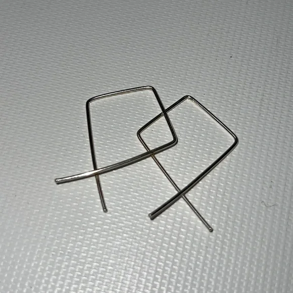 NEW Sterling Silver Abstract Fish Earrings - Picture 2 of 3